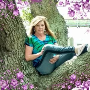 Meet your Posher, Ramona